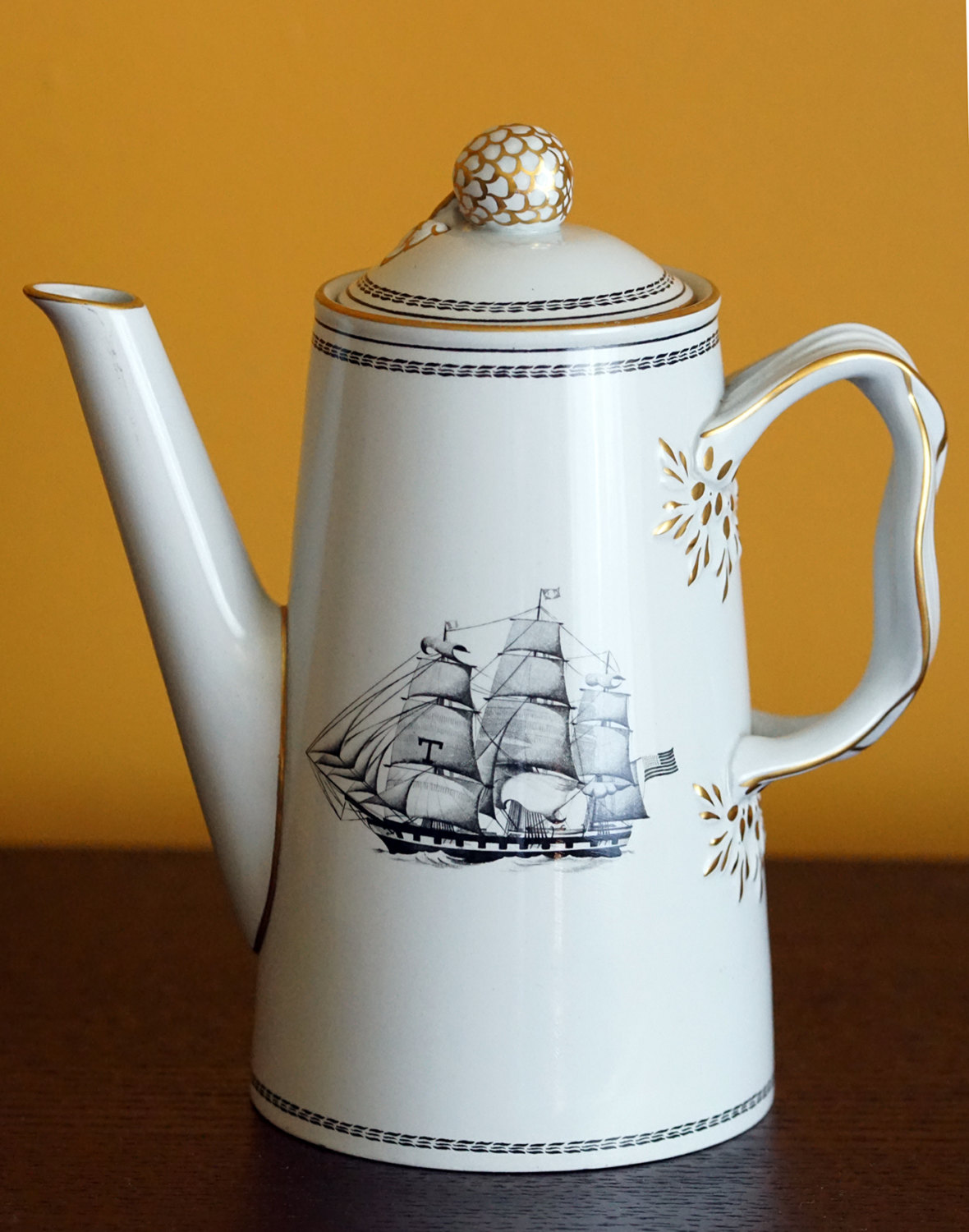 Copeland Spode Coffee Pot, Spode Copeland Trade Winds Black White ... Copeland Spode Coffee Pot, Spode Copeland Trade Winds Black White ...
